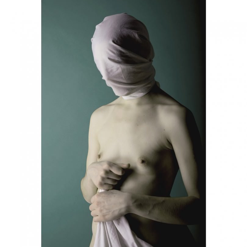 Laure Marchal | The portrait without face | image 2